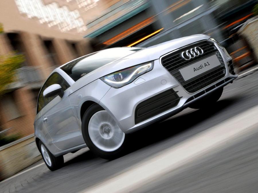  Audi A1 TFSI (8X) 2010 года  (ZA) (фото 6 из 15)